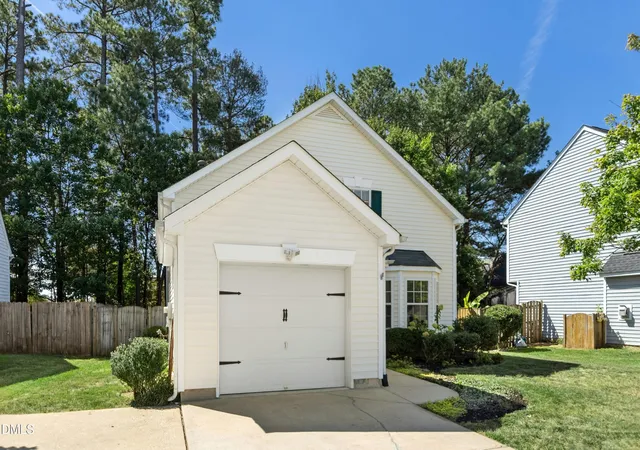 Photo 2 of Sale Pending at 201 Taylor Glen Dr, Morrisville, NC 27560 | MLS# 10191855 | Listing updated on 2026-09-16
