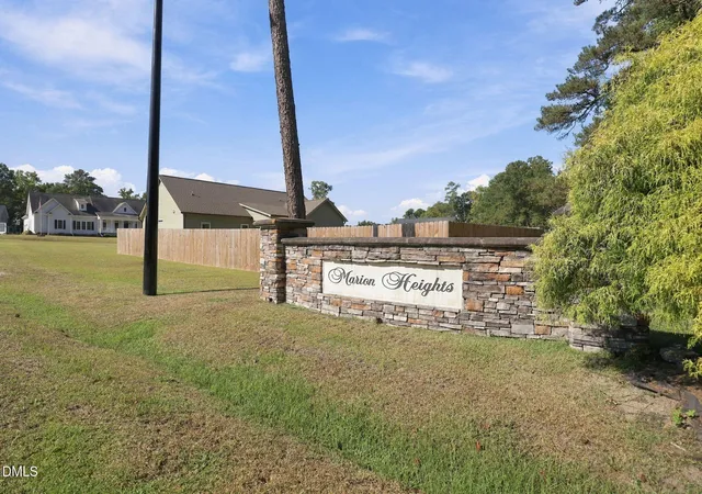 Photo 2 of Single family home for sale at 3066 Marion Hts Dr, Kinston, NC 28504 | MLS# 10193241 | Listing updated on 2026-09-26