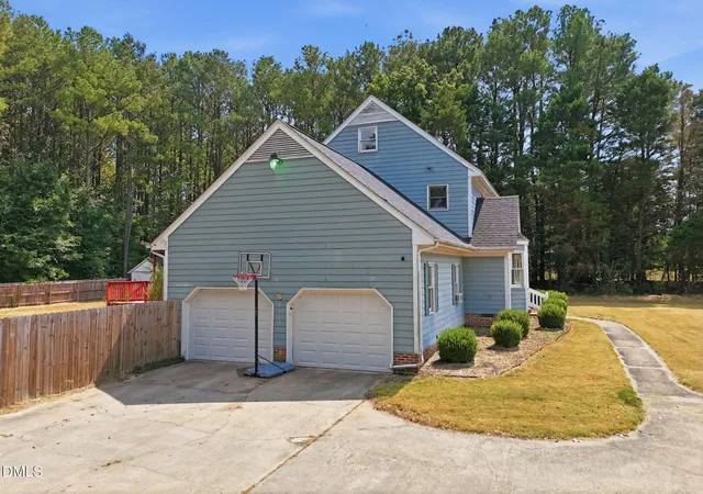 Photo 3 of Single family home for sale at 1701 Forestville Rd, Wake Forest, NC 27587 | MLS# 10191600 | Listing updated on 2026-09-09