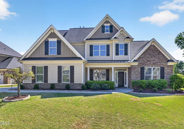 Photo 1 of Single family home for sale at 836 Boone Ridge Ln, Cary, NC 27519 | MLS# 10191670 | Listing updated on 2026-09-10
