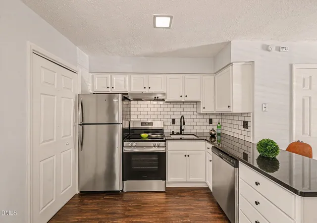 Photo 4 of Townhouse for sale at 105 Chaucer Ct, Carrboro, NC 27510 | MLS# 10193084 | Listing updated on 2026-10-02