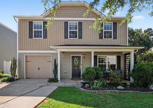 Photo 3 of Single family home for sale at 575 Randolph Dr, Clayton, NC 27520 | MLS# 10191865 | Listing updated on 2026-09-21