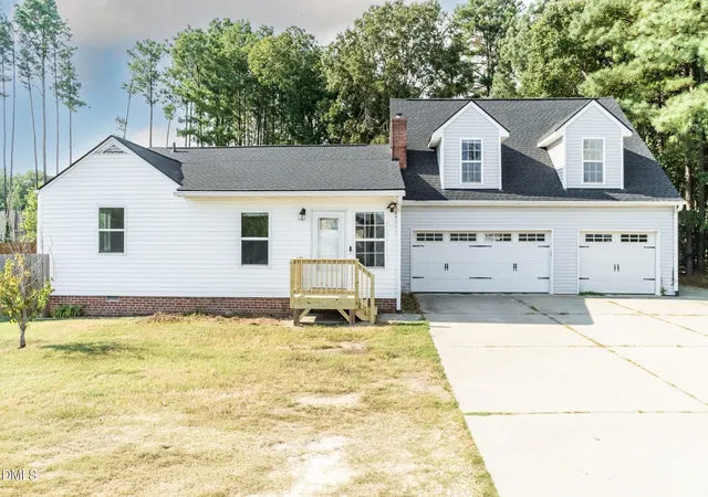 Photo 1 of Single family home for sale at 516 Wendell Fls Pkwy, Wendell, NC 27591 | MLS# 10191523 | Listing updated on 2026-09-21