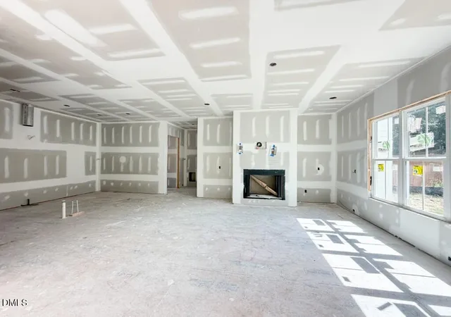 Photo 4 of Single family home for sale at 202 Dennis Ave, Raleigh, NC 27604 | MLS# 10191589 | Listing updated on 2026-09-09
