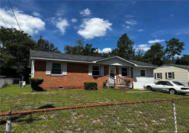 Photo 1 of Single family home for sale at 6409 Winthrop Dr, Fayetteville, NC 28311 | MLS# 769068 | Listing updated on 2026-10-06