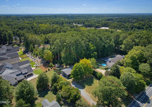 Photo 1 of Sale Pending at 703 Hunter St, Apex, NC 27502 | MLS# 10192223 | Listing updated on 2026-09-18