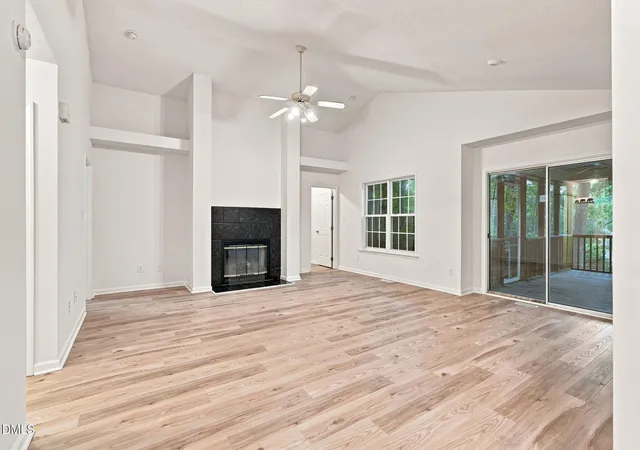 Photo 3 of Single family home for sale at 331 Rosehaven Dr, Raleigh, NC 27609 | MLS# 10191587 | Listing updated on 2026-09-30