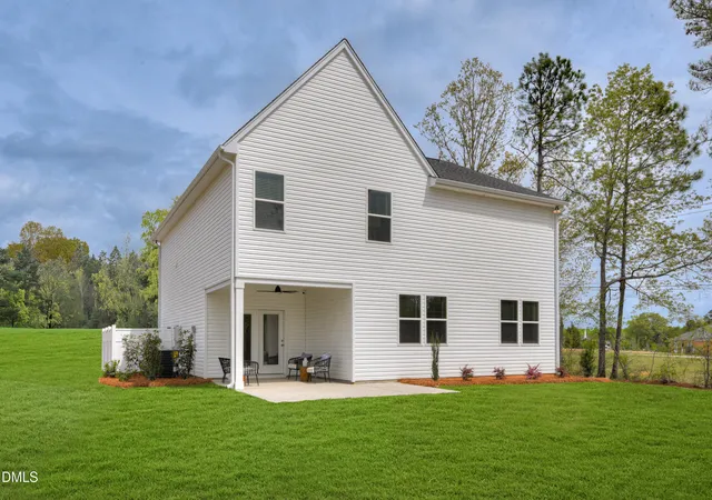 Photo 3 of Single family home for sale at 1676 Lilac Garden Ln, Knightdale, NC 27545 | MLS# 10191562 | Listing updated on 2026-09-24