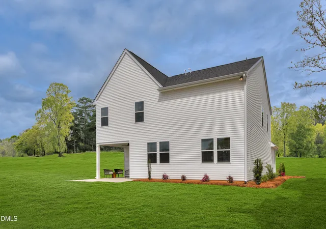 Photo 3 of Single family home for sale at 1676 Lilac Garden Ln, Knightdale, NC 27545 | MLS# 10191562 | Listing updated on 2026-09-24