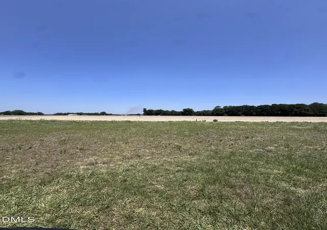 Photo 3 of Sale Pending at 1333 Mclamb Rd, Dunn, NC 28334 | MLS# 10191996 | Listing updated on 2026-09-18