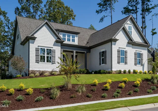 Photo 3 of Single family home for sale at 676 Mollie Mdw Dr, Zebulon, NC 27597 | MLS# 10192561 | Listing updated on 2026-09-14