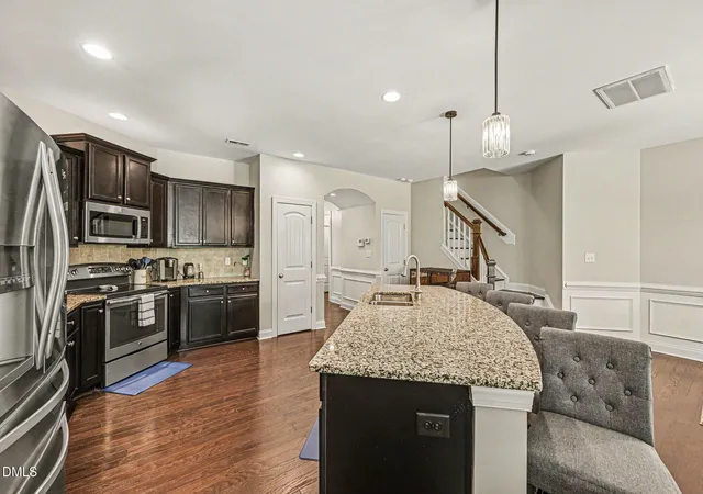 Photo 4 of Townhouse for sale at 160 Token House Rd, Durham, NC 27703 | MLS# 10191578 | Listing updated on 2026-09-09