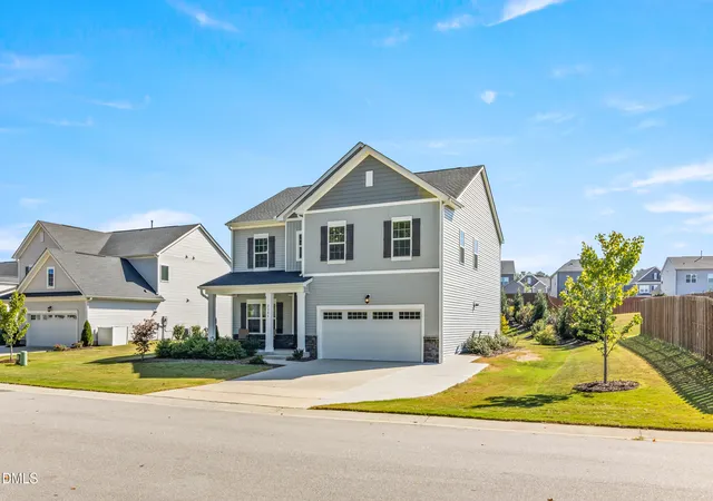 Photo 2 of Sale Pending at 2206 Montebell View Dr, Fuquay Varina, NC 27526 | MLS# 10193463 | Listing updated on 2026-10-06