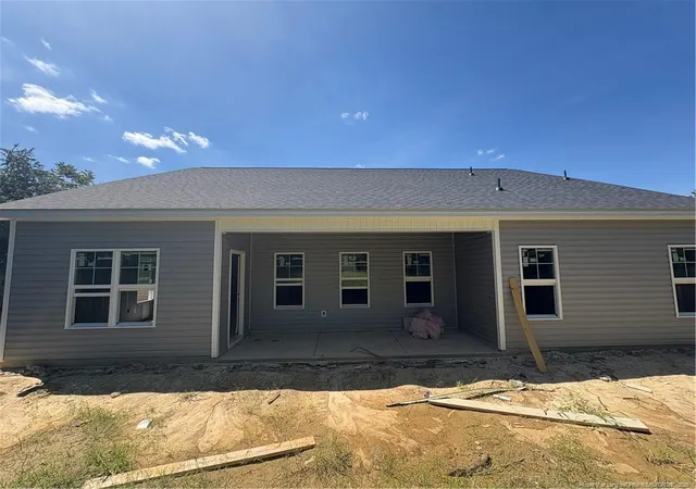 Photo 3 of Sale Pending at 1207 Wentworth Pl, Fayetteville, NC 28304 | MLS# 769119 | Listing updated on 2026-09-15