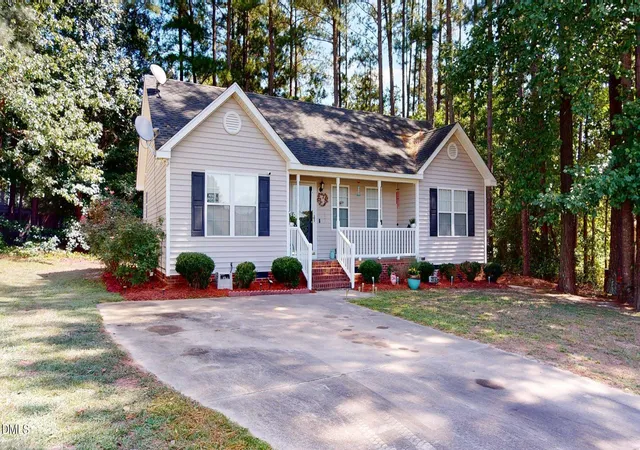 Photo 1 of Single family home for sale at 2004 Ballston Pl, Knightdale, NC 27545 | MLS# 10192185 | Listing updated on 2026-10-03
