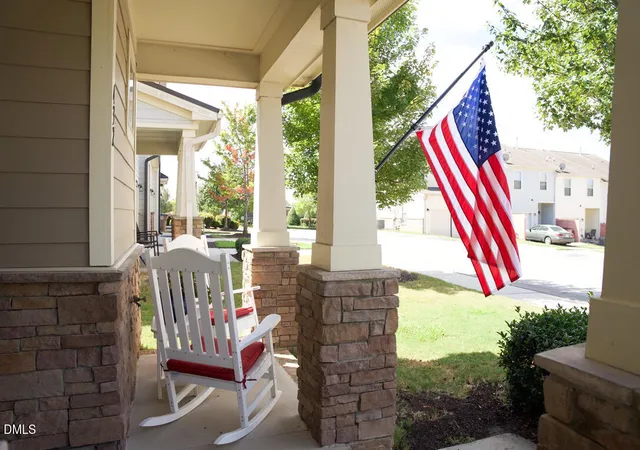 Photo 3 of Townhouse for sale at 432 Retreat Ln, Wake Forest, NC 27587 | MLS# 10191869 | Listing updated on 2026-09-15
