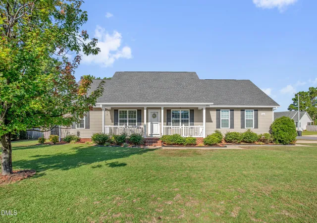 Photo 1 of Sale Pending at 3006 Tettenbury Dr, Fayetteville, NC 28306 | MLS# 10191736 | Listing updated on 2026-09-17
