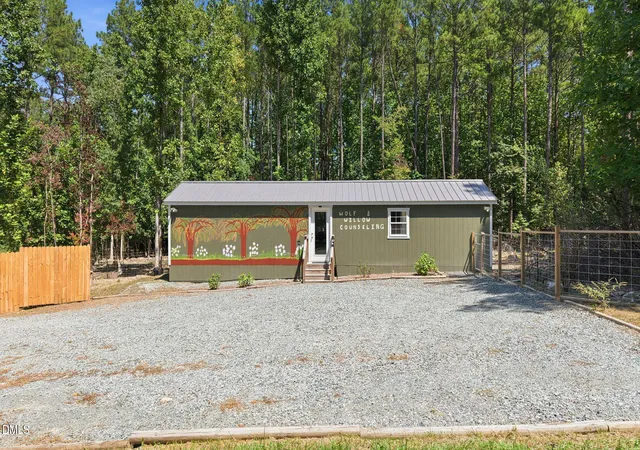 Photo 2 of Single family home for sale at 602 Sugar Cv Ln, Chapel Hill, NC 27516 | MLS# 10192041 | Listing updated on 2026-09-13