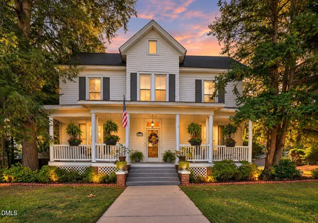 Photo 1 of Single family home for sale at 211 S Boddie St, Nashville, NC 27856 | MLS# 10191875 | Listing updated on 2026-10-05