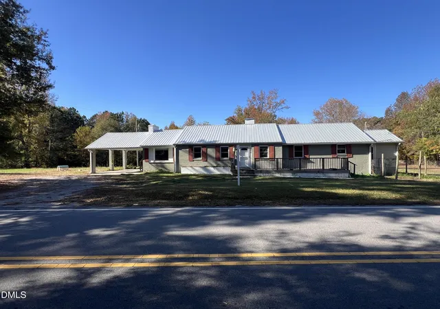 Photo 3 of Single family home for sale at 986 N Chavis Rd, Kittrell, NC 27544 | MLS# 10191700 | Listing updated on 2026-09-10