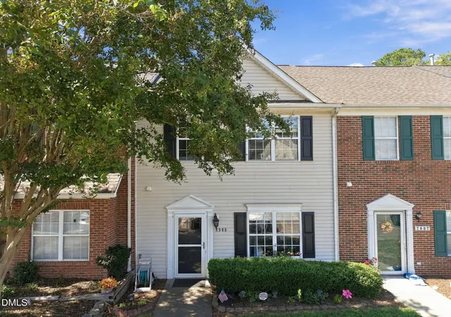 Townhouse for sale at 2905 Gross Ave, Wake Forest, NC 27587 | MLS# 10193439