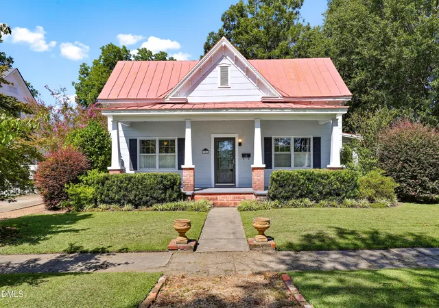 Photo 1 of Sale Pending at 306 S Fayetteville Ave, Dunn, NC 28334 | MLS# 10192538 | Listing updated on 2026-09-18