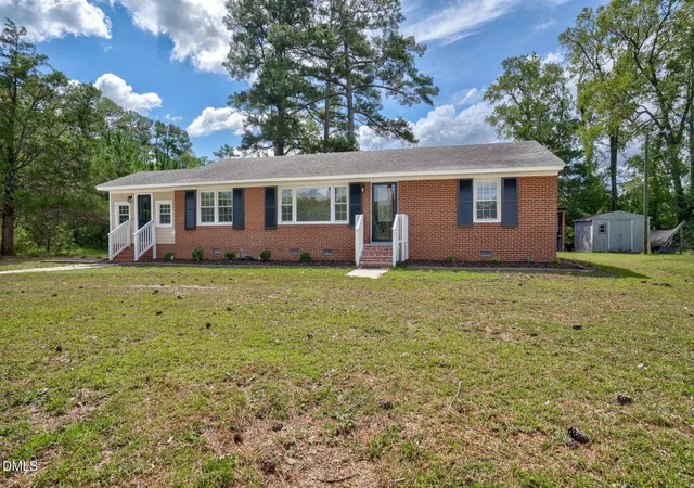 Single family home for sale at 2256 Acorn Hl Rd, Tarboro, NC 27886 | MLS# 10191993