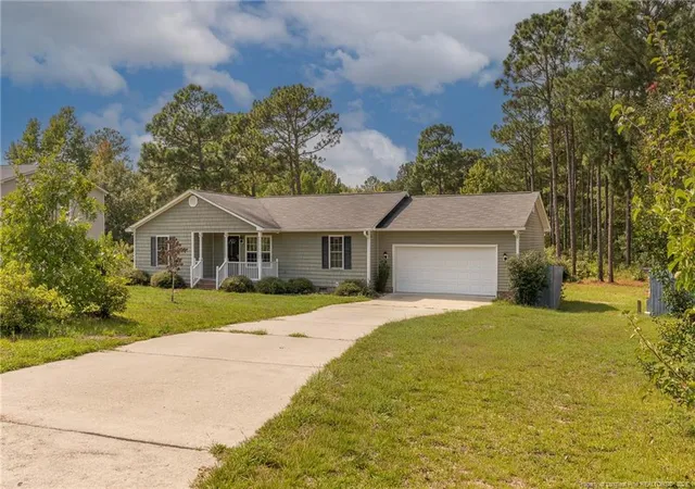 Photo 3 of Sale Pending at 141 Fox Run Ln, Autryville, NC 28318 | MLS# 769051 | Listing updated on 2026-09-22