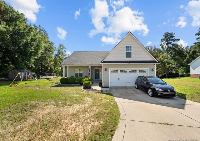 Photo 2 of Single family home for sale at 181 Cordelia Ct, Fayetteville, NC 28306 | MLS# 769083 | Listing updated on 2026-09-10
