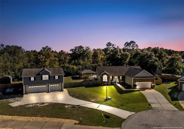Photo 3 of Single family home for sale at 1812 Citidancer Ct, Hope Mills, NC 28348 | MLS# 769136 | Listing updated on 2026-09-10