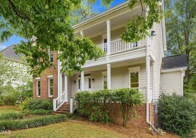 Photo 3 of Sale Pending at 723 Nichols Farm Dr, Durham, NC 27703 | MLS# 10193996 | Listing updated on 2026-10-06