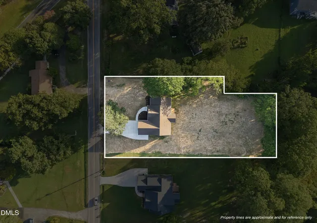 Photo 3 of Single family home for sale at 613 Pearces Rd, Zebulon, NC 27597 | MLS# 10192198 | Listing updated on 2026-10-04