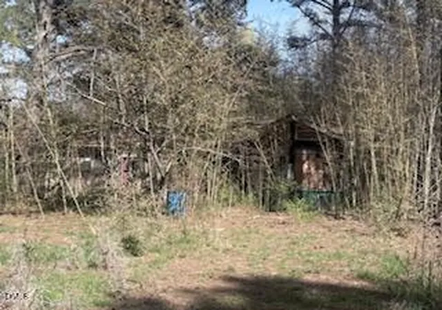 Photo 1 of Single family home for sale at 222 Kings Rd, Henderson, NC 27537 | MLS# 10191860 | Listing updated on 2026-09-10