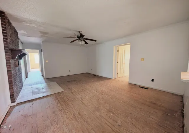 Photo 4 of Single family home for sale at 1066 Edwards Frk Rd, Scotland Neck, NC 27874 | MLS# 10191938 | Listing updated on 2026-09-30