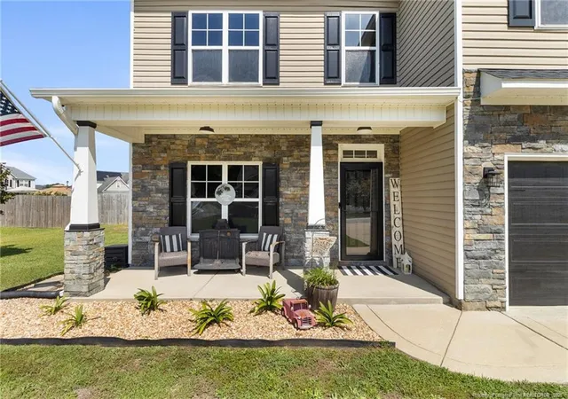 Photo 3 of Single family home for sale at 6648 Carriage Xing Rd, Hope Mills, NC 28348 | MLS# 769094 | Listing updated on 2026-10-07