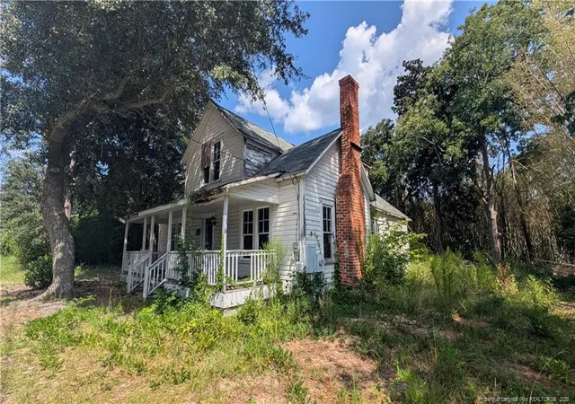 Photo 2 of Sale Pending at 205 Pinehurst Ave, Carthage, NC 28327 | MLS# 769148 | Listing updated on 2026-10-02