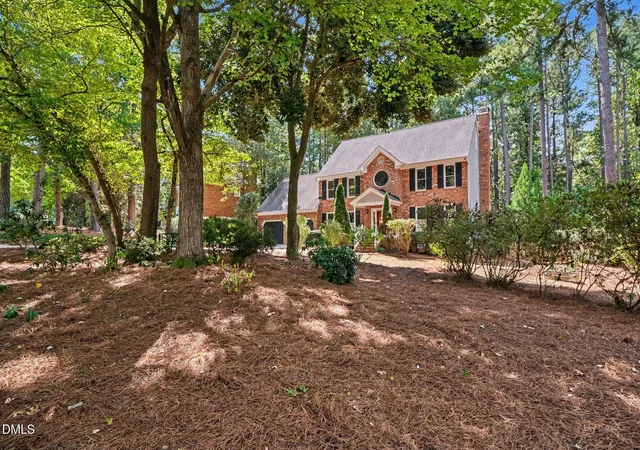 Photo 2 of Sale Pending at 1108 Vestavia Woods Dr, Raleigh, NC 27615 | MLS# 10192254 | Listing updated on 2026-09-13