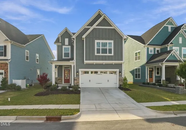 Photo 1 of Single family home for sale at 3005 June Lake Sta, Apex, NC 27502 | MLS# 10191952 | Listing updated on 2026-09-27