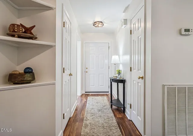 Photo 4 of Sale Pending at 517 Rodney Bay Xing, Wake Forest, NC 27587 | MLS# 10191931 | Listing updated on 2026-09-13