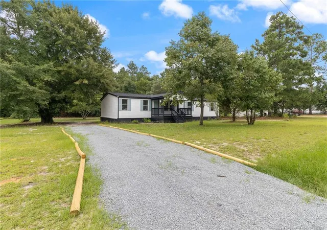 Photo 2 of Sale Pending at 137 Huckabee St, Raeford, NC 28376 | MLS# 769093 | Listing updated on 2026-09-21