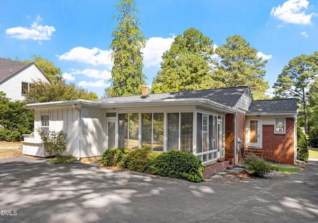 Photo 3 of Single family home for sale at 3413 Redbud Ln, Raleigh, NC 27607 | MLS# 10192090 | Listing updated on 2026-09-13
