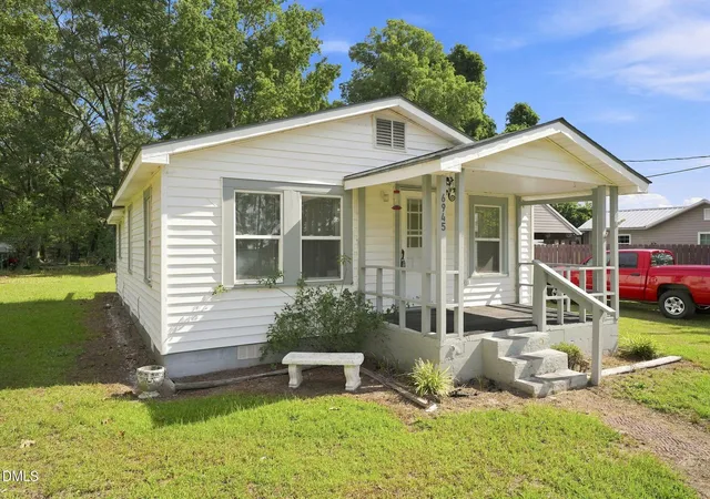 Photo 1 of Single family home for sale at 6945 Reedy Branch Rd, Rocky Mount, NC 27803 | MLS# 10191953 | Listing updated on 2026-09-10