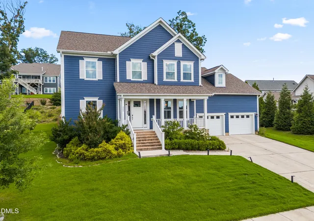 Photo 2 of Single family home for sale at 204 Garden Hts Ln, Hillsborough, NC 27278 | MLS# 10191976 | Listing updated on 2026-10-04