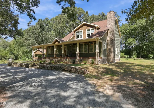 Photo 2 of Single family home for sale at 1026 Delma Grimes Rd, Coats, NC 27521 | MLS# 10192278 | Listing updated on 2026-09-14