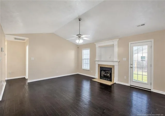 Photo 3 of Single family home for sale at 1402 Mingary Ave, Fayetteville, NC 28306 | MLS# 769123 | Listing updated on 2026-09-10
