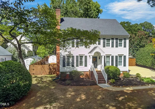 Photo 3 of Single family home for sale at 107 Canterfield Rd, Cary, NC 27513 | MLS# 10192051 | Listing updated on 2026-09-13