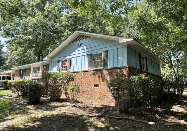 Photo 1 of Single family home for sale at 4117 Willow Oak Rd, Raleigh, NC 27604 | MLS# 10192115 | Listing updated on 2026-09-11
