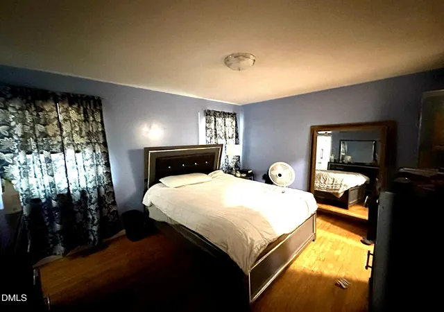 Photo 3 of Single family home for sale at 4117 Willow Oak Rd, Raleigh, NC 27604 | MLS# 10192115 | Listing updated on 2026-09-11