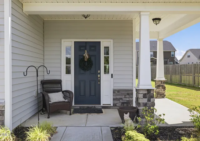 Photo 2 of Single family home for sale at 469 National Dr, Clayton, NC 27527 | MLS# 10192388 | Listing updated on 2026-10-04