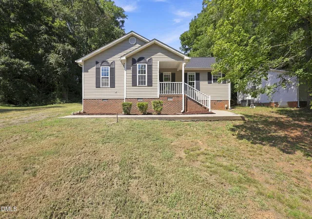 Photo 1 of Single family home for sale at 615 N 4th Street, Mebane, NC 27302 | MLS# 10192184 | Listing updated on 2026-10-05